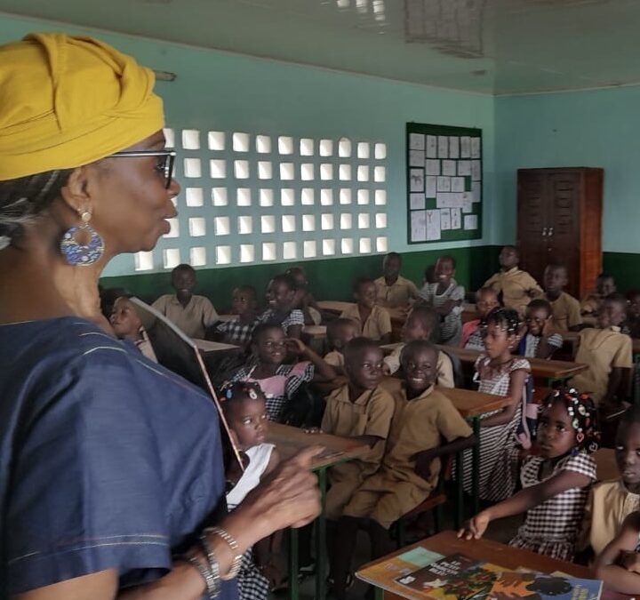 Visite de Fatou Keita à l’école du Commandant Sanon